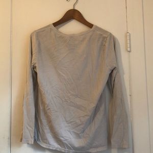 while long sleeve tee